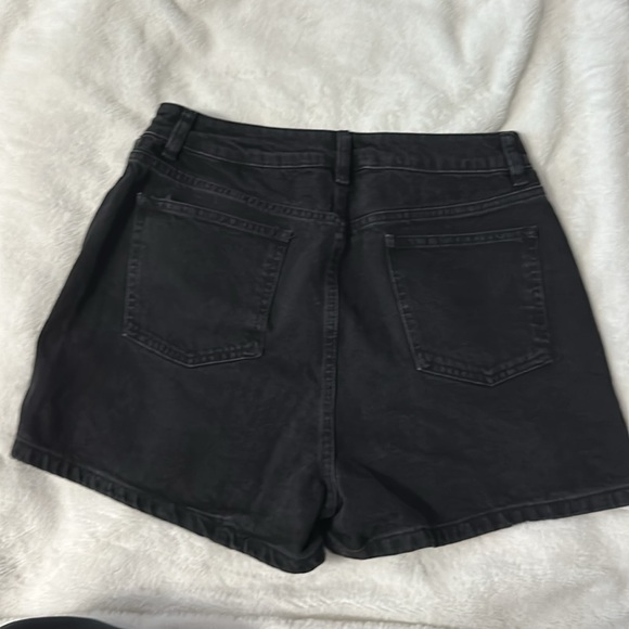 AsYou black jean shorts - Picture 2 of 6